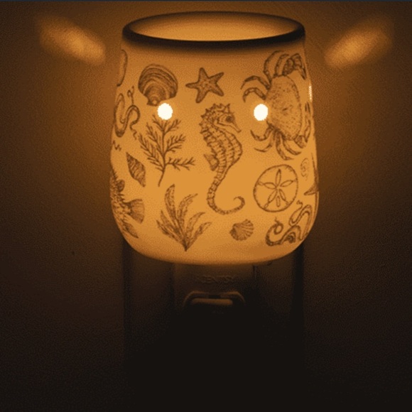 FINAL PRICE! Ocean Life Mini Scentsy Warmer - Picture 3 of 10